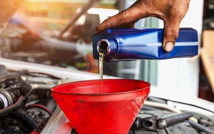 Mobil Bermesin Turbo Boros Oli, Mitos atau Fakta?