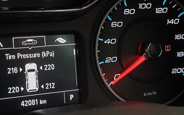 Tire pressure indicator